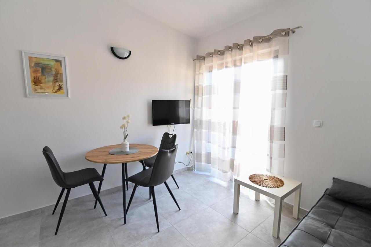 Apartments Andrea I Baska  Exterior photo