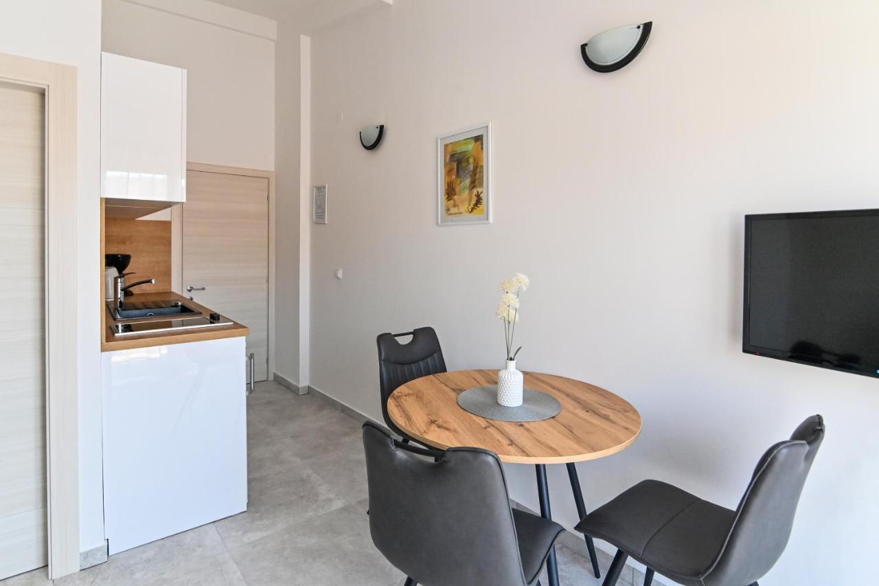 Apartments Andrea I Baska  Exterior photo
